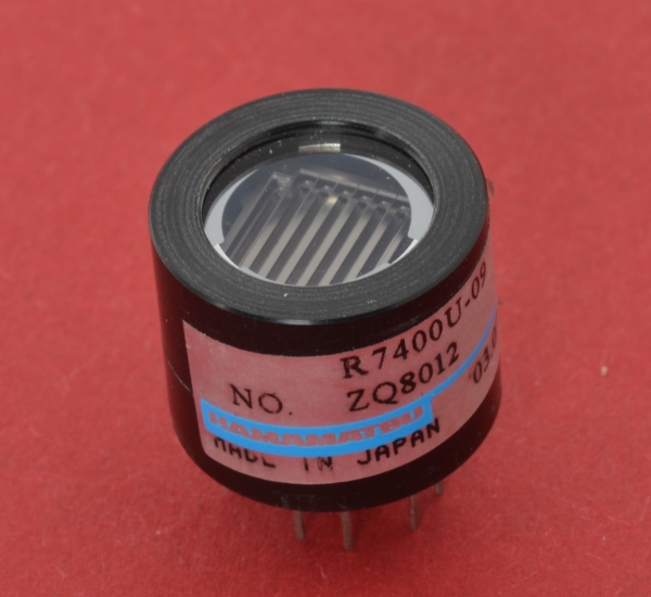 R7400U